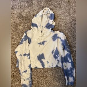 Wild Fable acid wash blue/purple cropped hoodie. Size Small